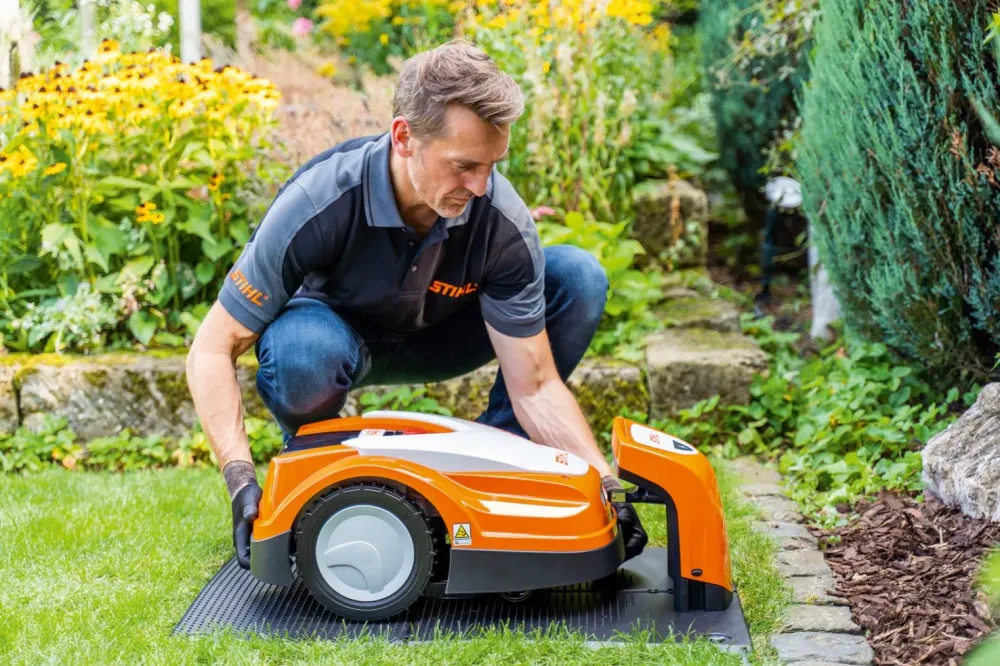 installation robot de tonte